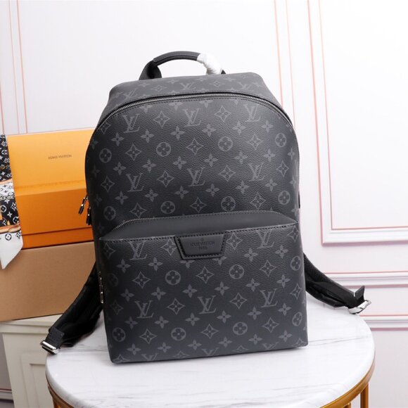 Louis Vuitton Discovery Backpack PM - Picture 1 of 9